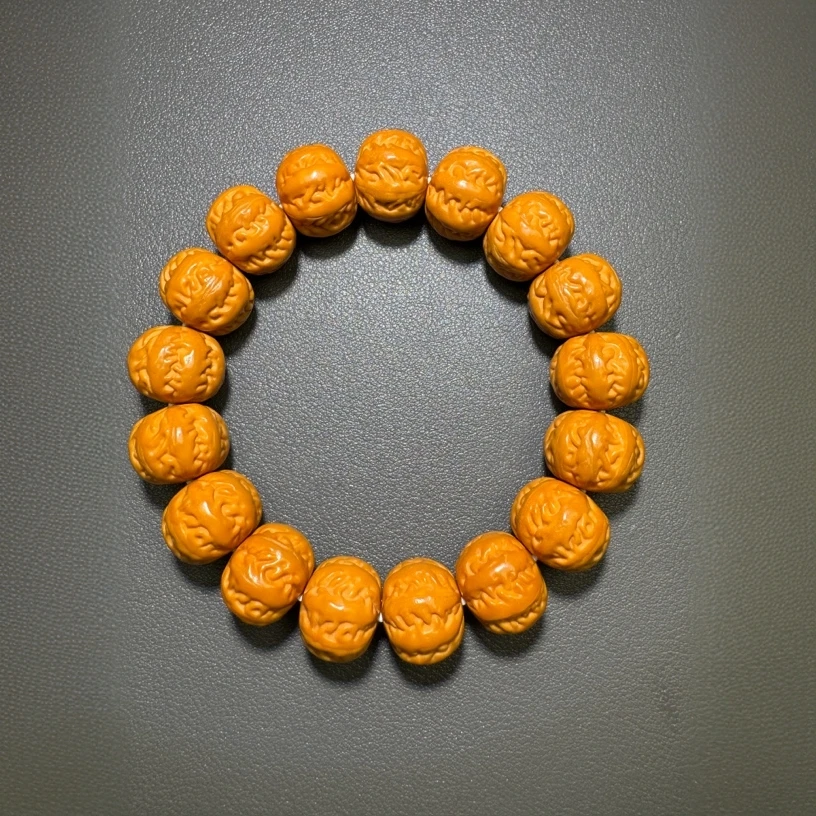 猴头精雕京八棱手串