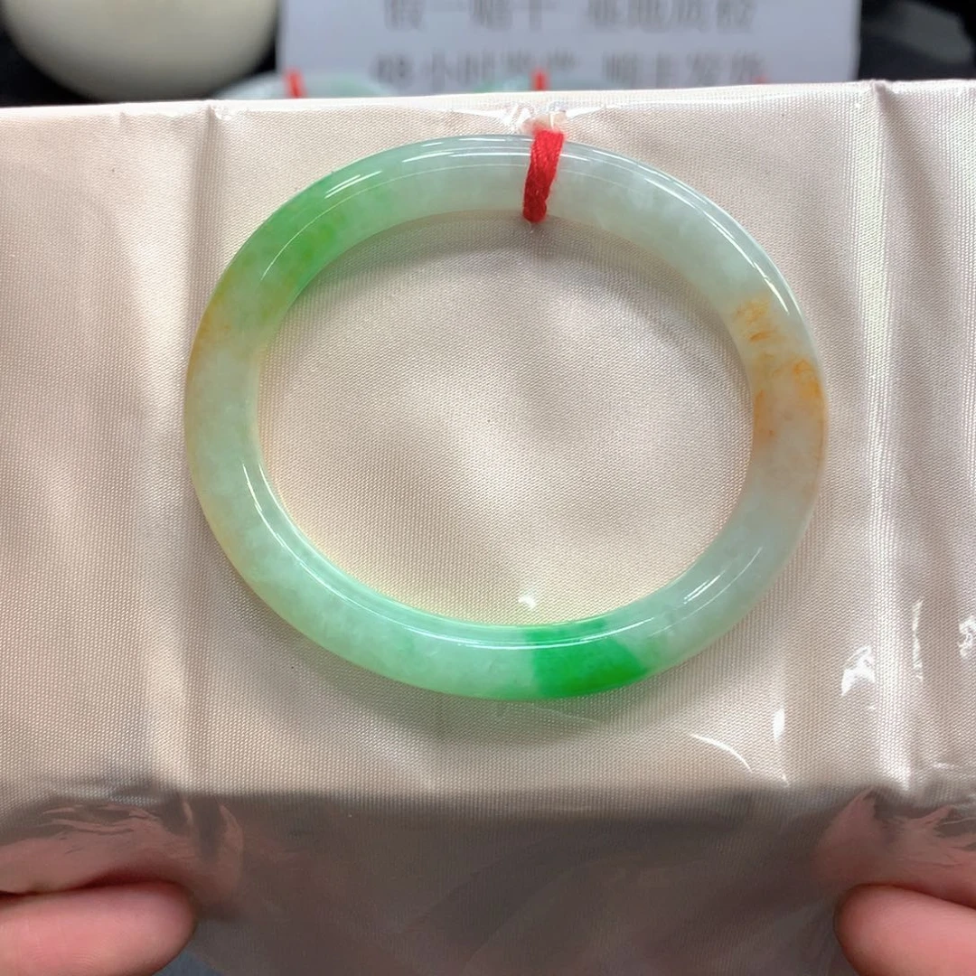 未镶嵌手镯（贵妃镯）翡翠翡翠（53贵妃）