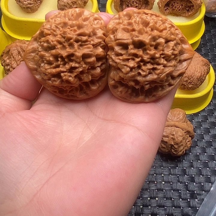 文玩核桃把件大官帽48