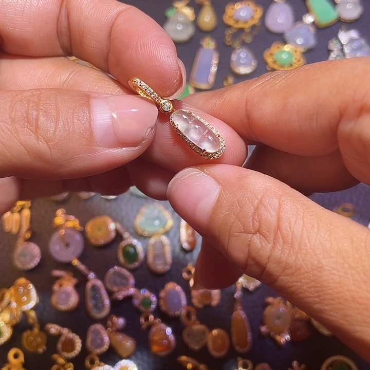 翡翠银S925镶嵌颈饰