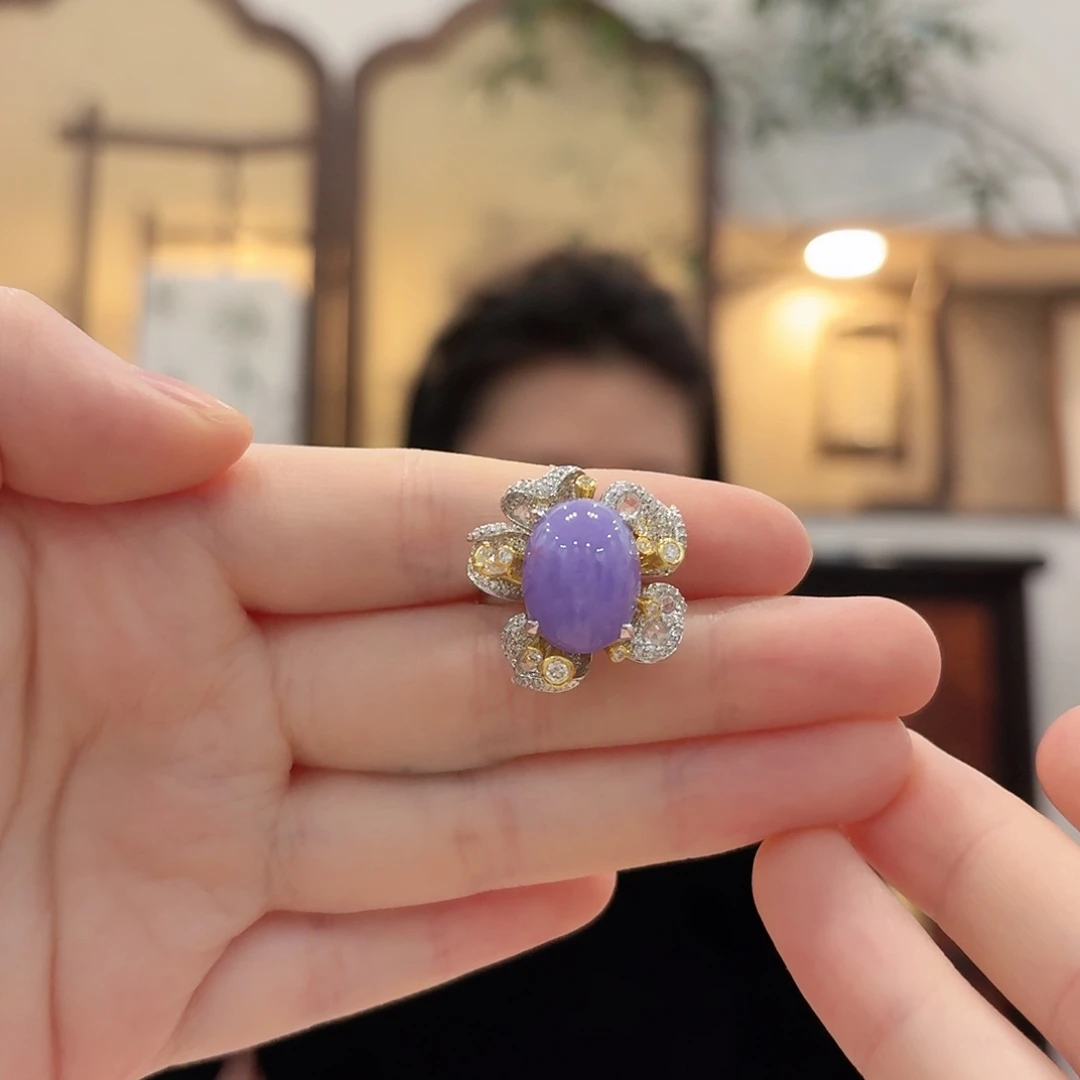 翡翠18K金镶嵌戒指