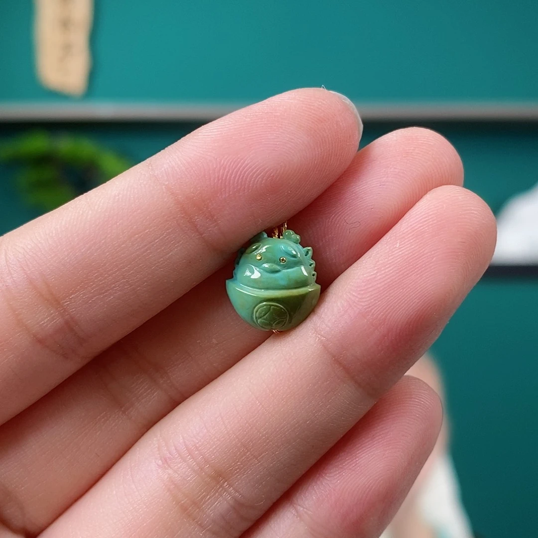 未镶嵌绿松石珠宝奇石