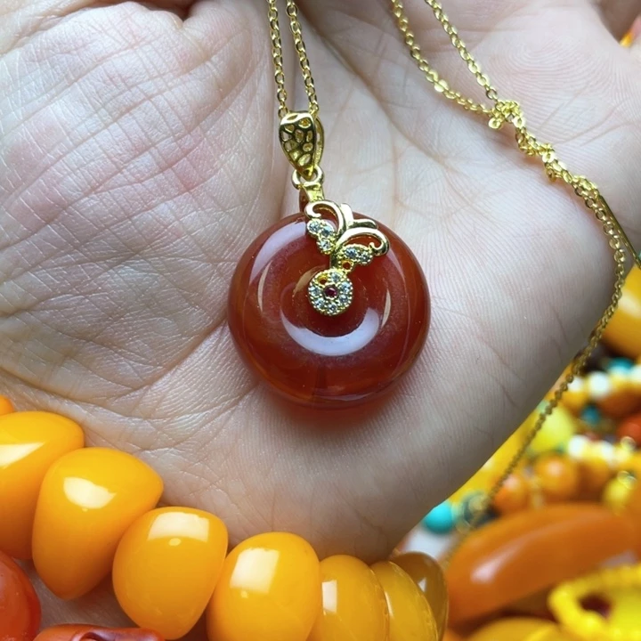 树脂制品7号扣子吊坠