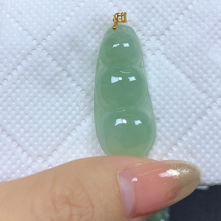 翡翠18K金镶嵌颈饰挂件