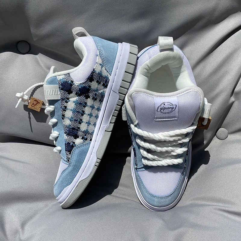 2025秋季新款蓝色小香风编织低帮面包鞋男鞋女鞋大码百搭学生板鞋