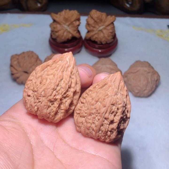 鲨****把件文玩核桃32塔尖