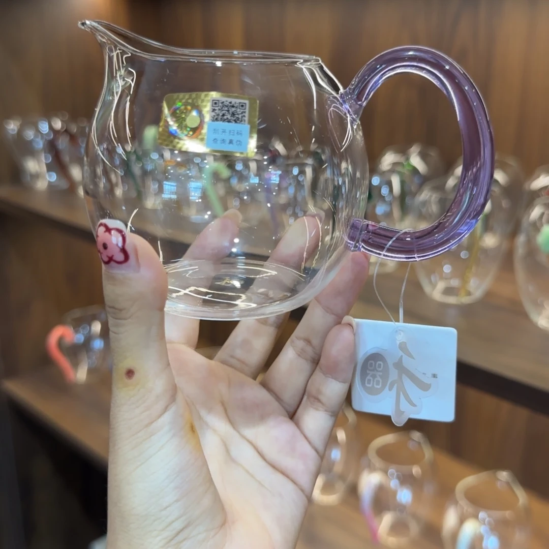 禾器畅然浅紫色。。。