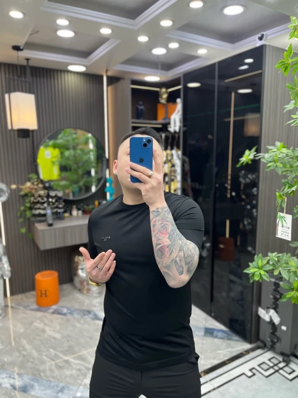 SH轻奢时尚高端男士雅痞字母净版休闲T恤