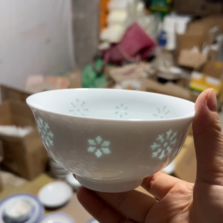 纯白雕刻5寸雪花饭碗