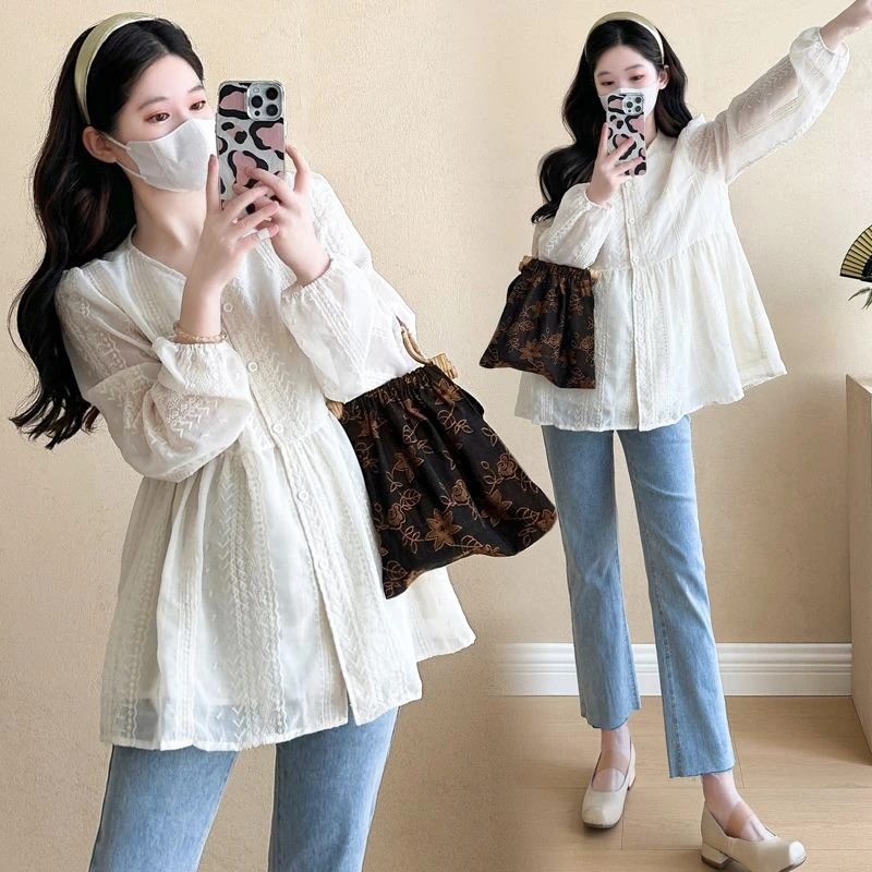 孕妇春装新款宽松秋季时尚长袖减龄V领小香风娃娃衫上衣潮