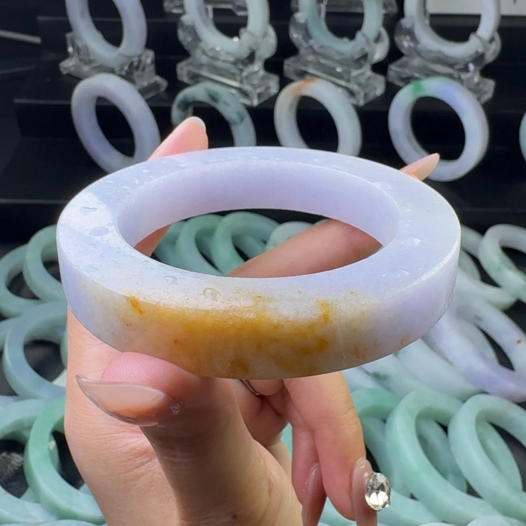 未镶嵌翡翠手镯定制翡翠