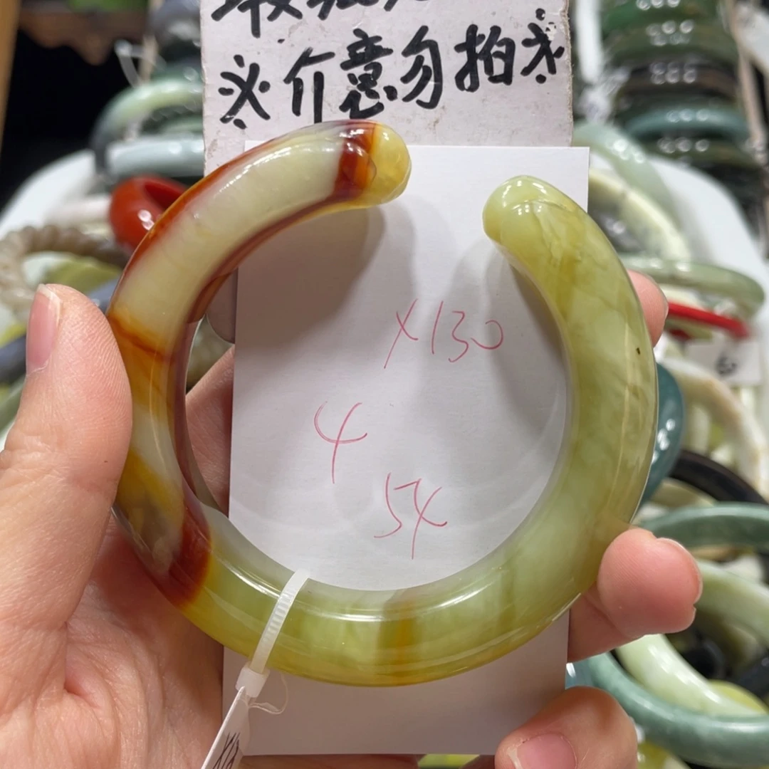 蛇纹石玉手镯未镶嵌A****⁵