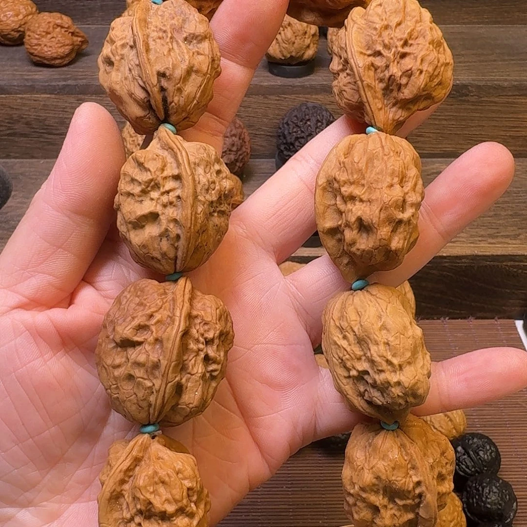 文玩核桃吊坠14帝王虫手持29尺寸福利