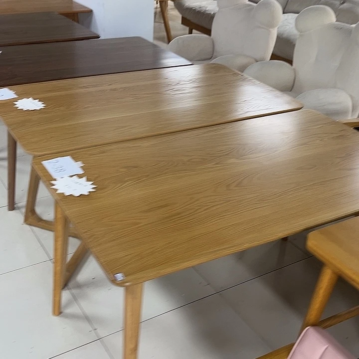 绒质1.4米白橡木餐桌