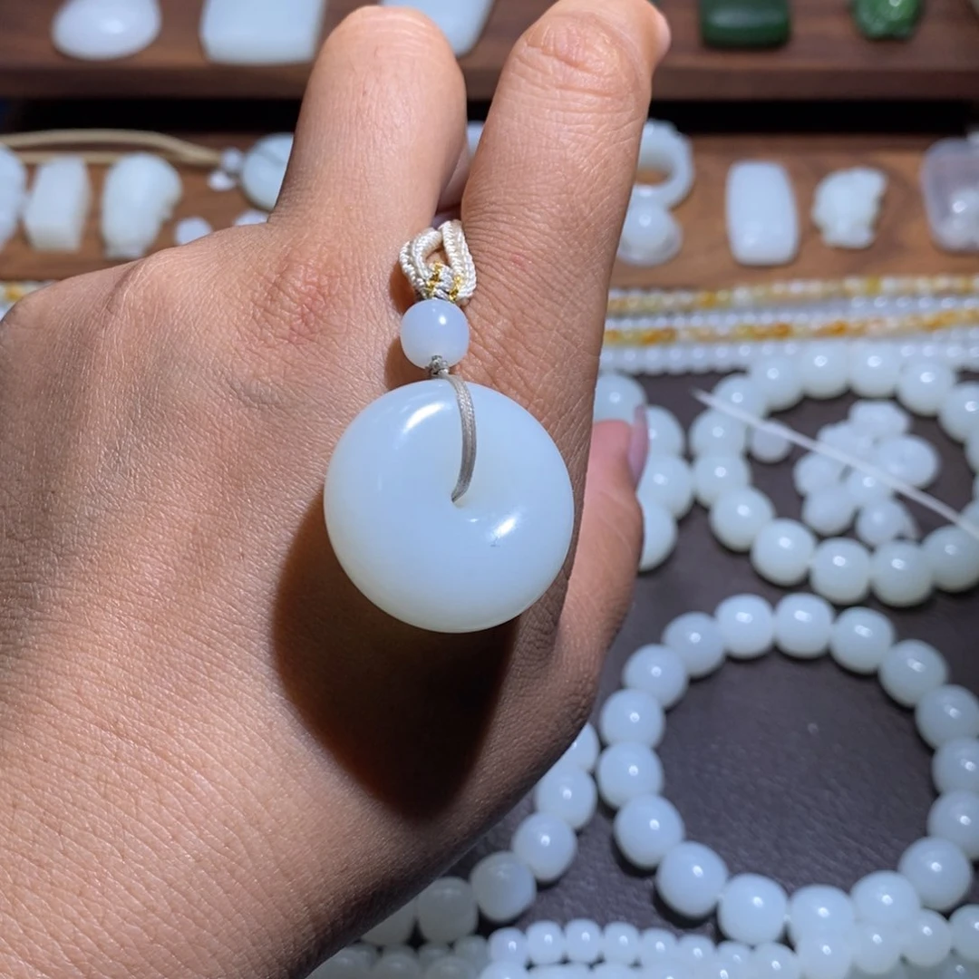 未镶嵌手链和田玉林*