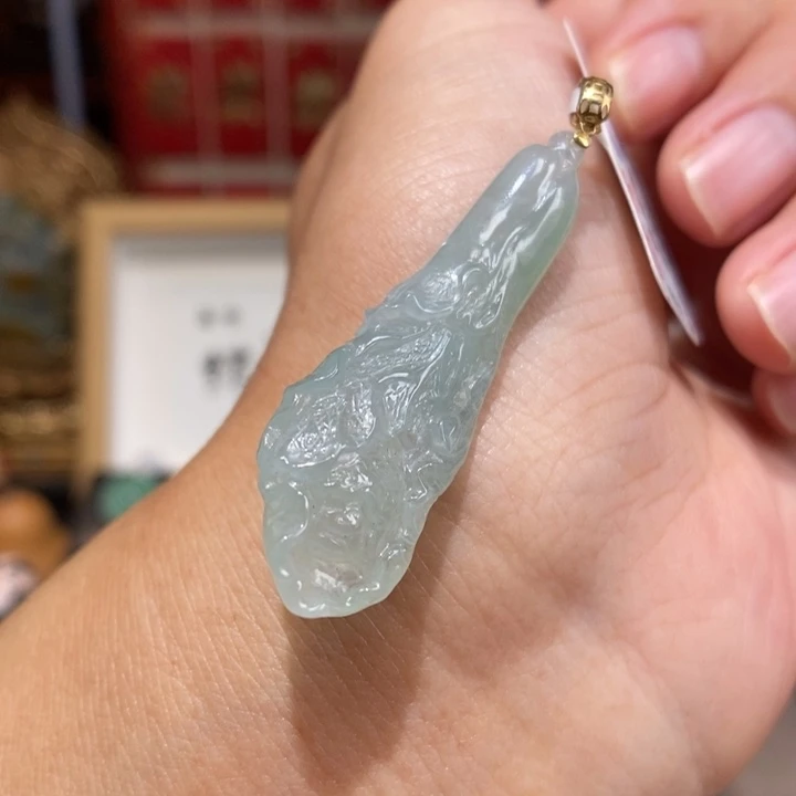 【闪购商品】颈饰18K金镶嵌翡翠23
