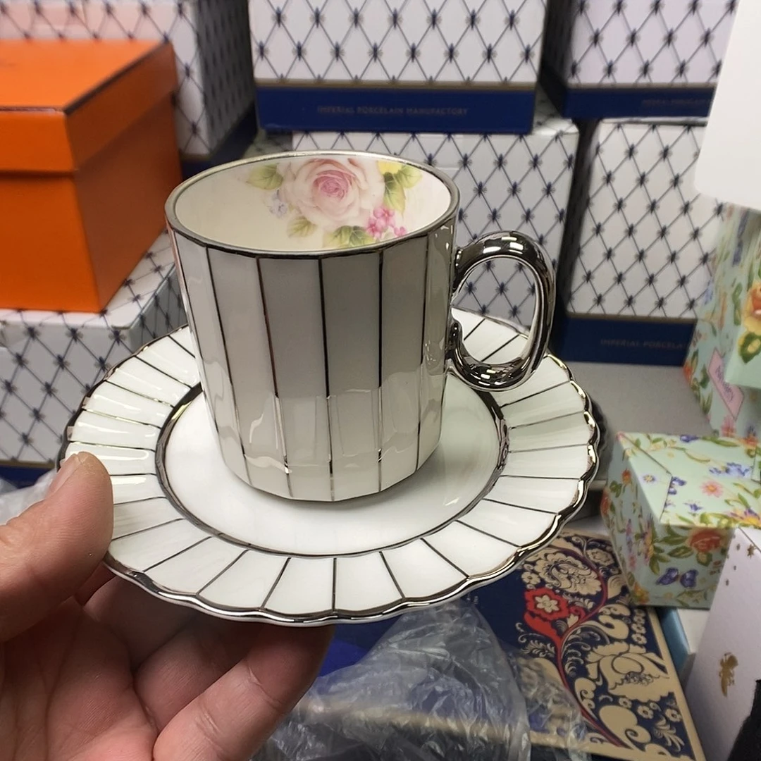 杯开播之后也有不少