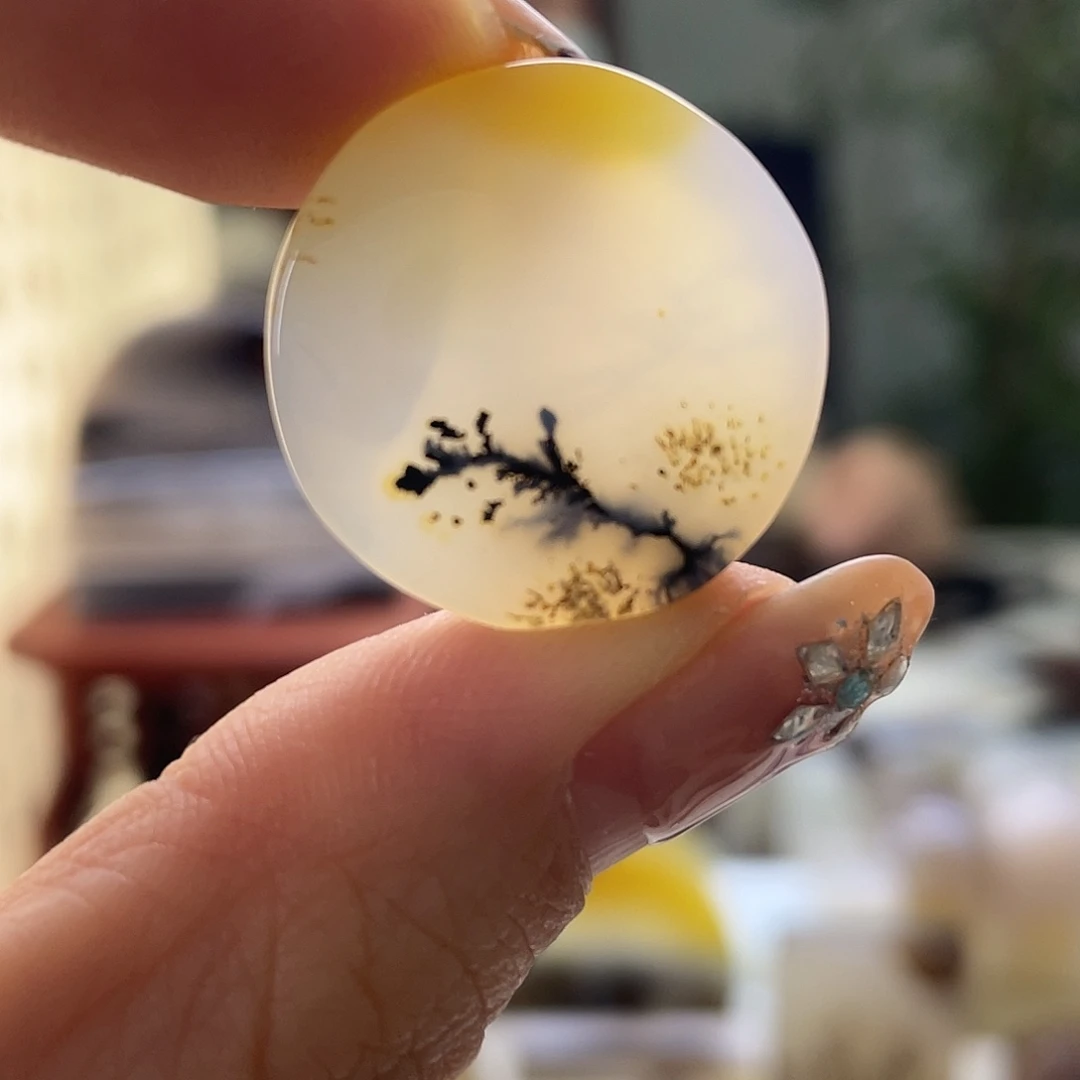 玛瑙/玉髓未镶嵌珠宝半成品
