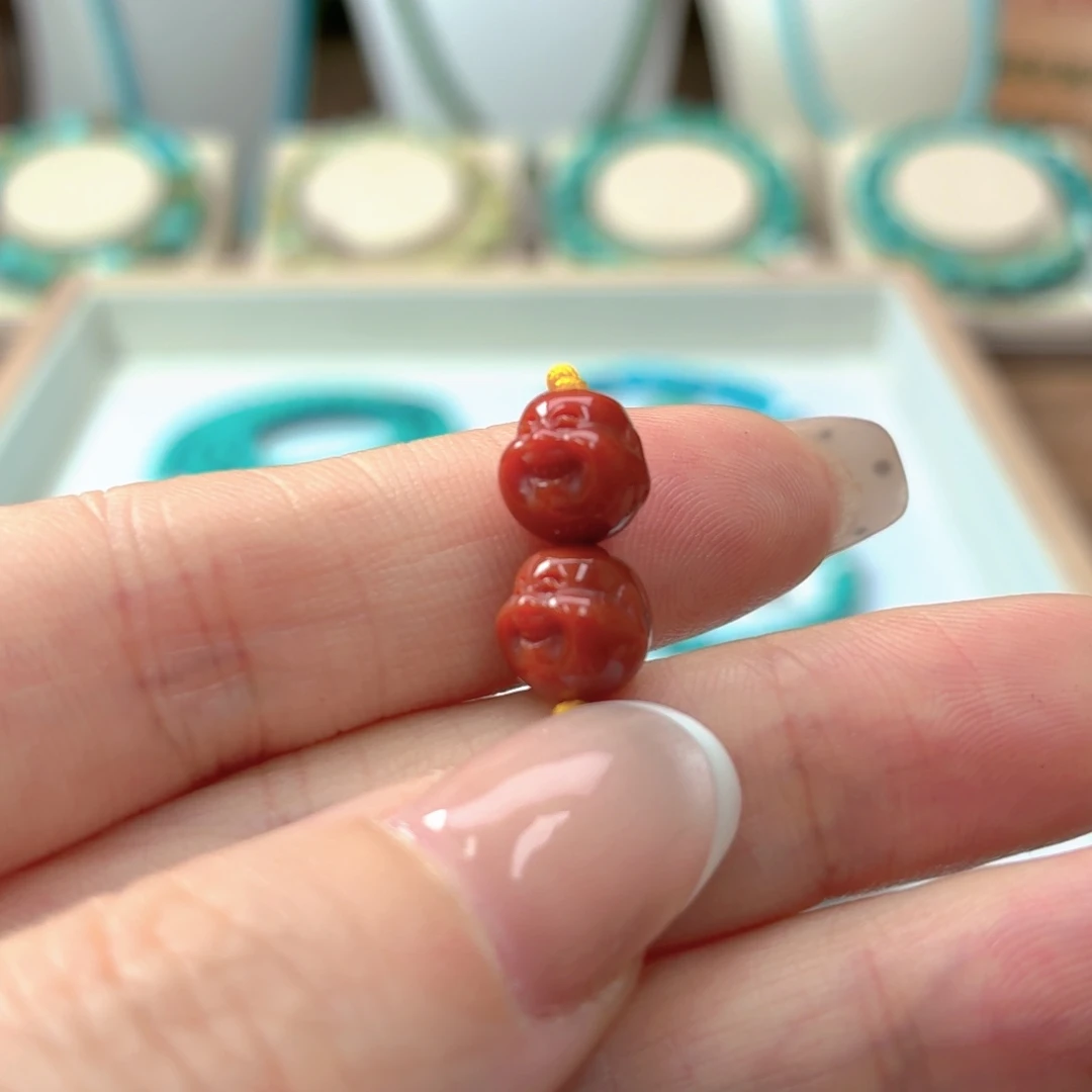 南红玛瑙未镶嵌珠宝奇石