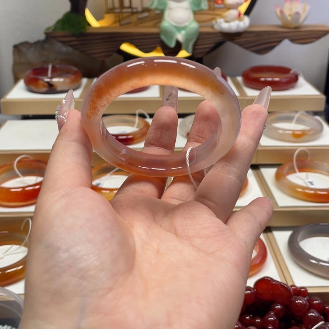 玛瑙/玉髓未镶嵌手镯