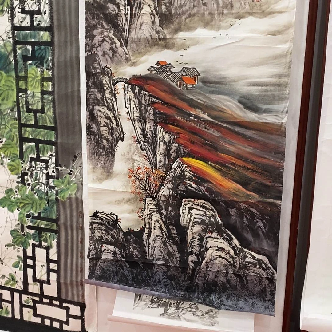 国画在**情颇似大白萝卜中一株