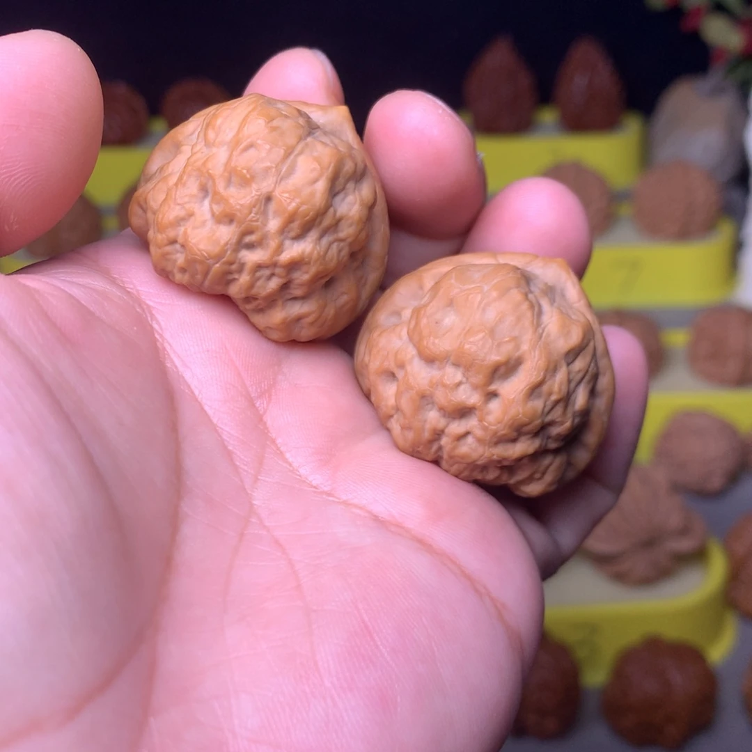 文玩核桃吊坠古蟾