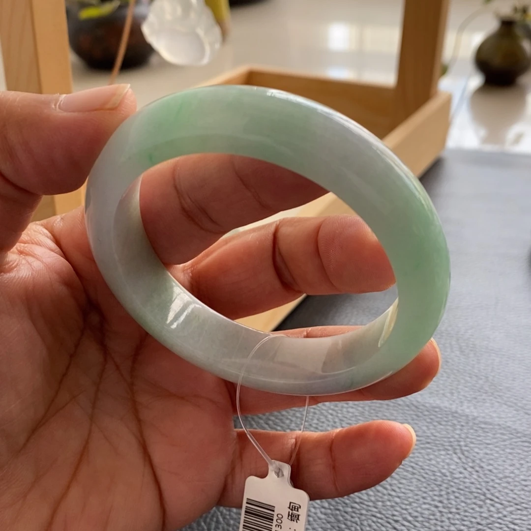 翡翠未镶嵌手镯天然翡翠手镯