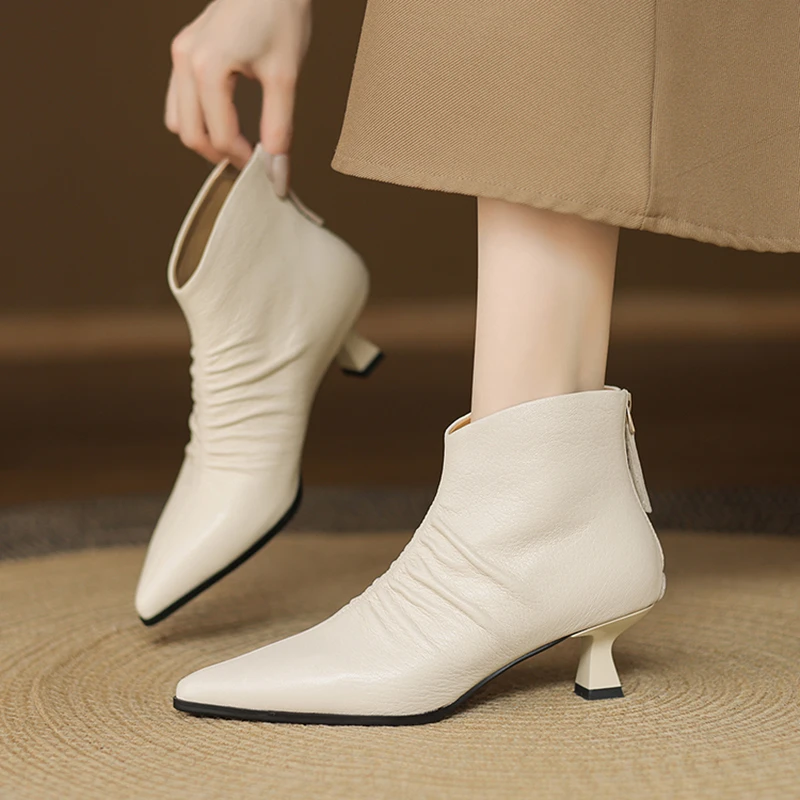 5cm羊皮皱皱短靴奶白色尖头细跟瘦瘦靴2025冬季新款杏色高跟裸靴