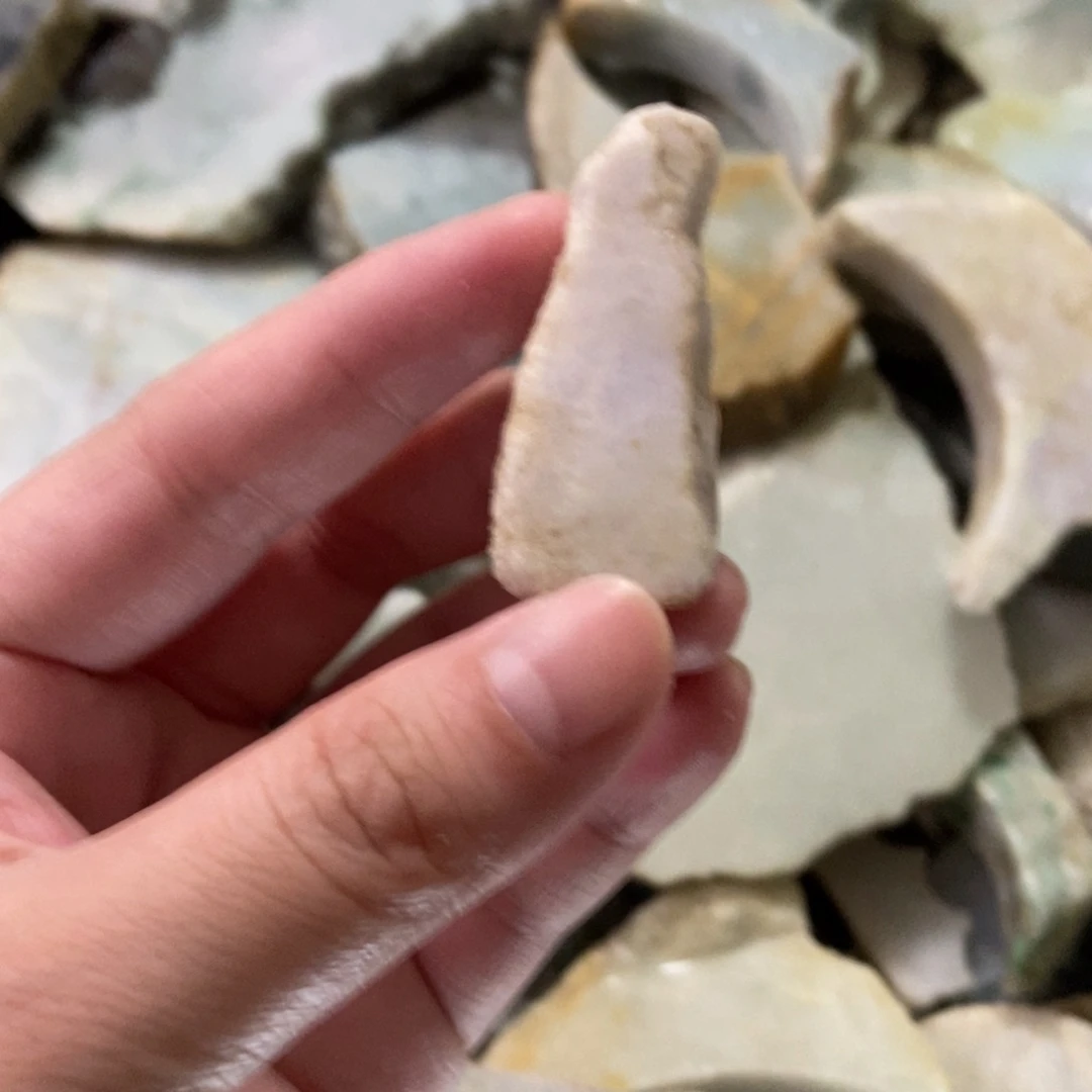 翡翠未镶嵌颈饰天然翡翠