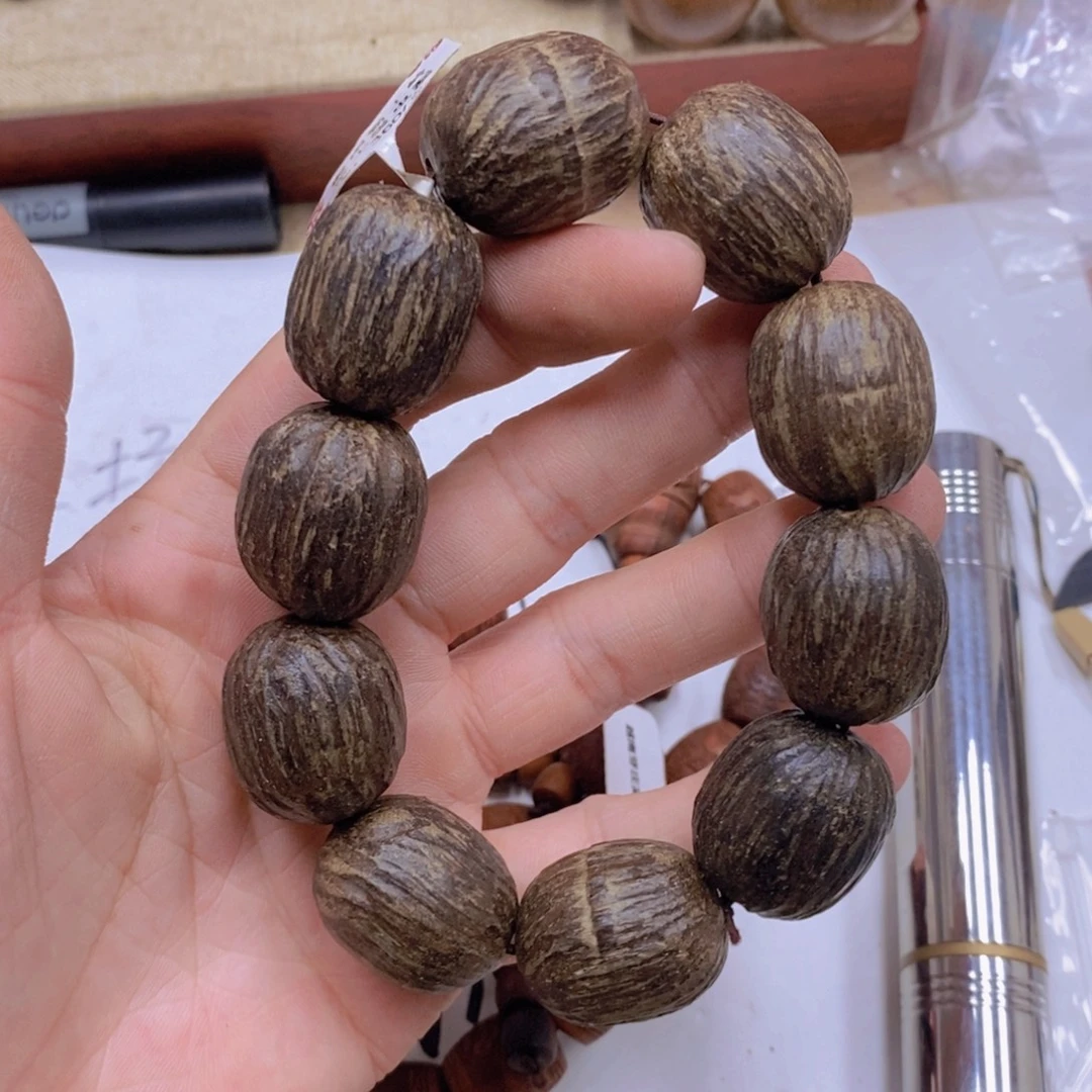 沉香木沉香香囊虫漏