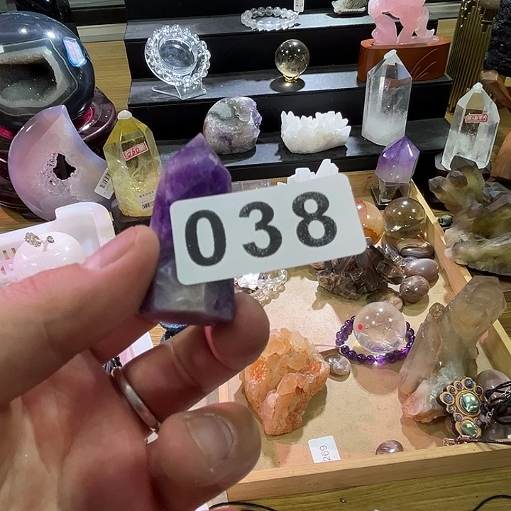 未镶嵌水晶大型摆件（非配饰）超**辰