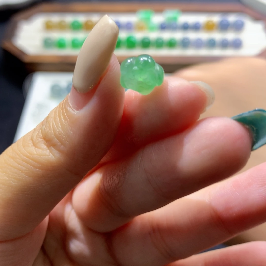 定制翡翠未镶嵌8.8-5.8