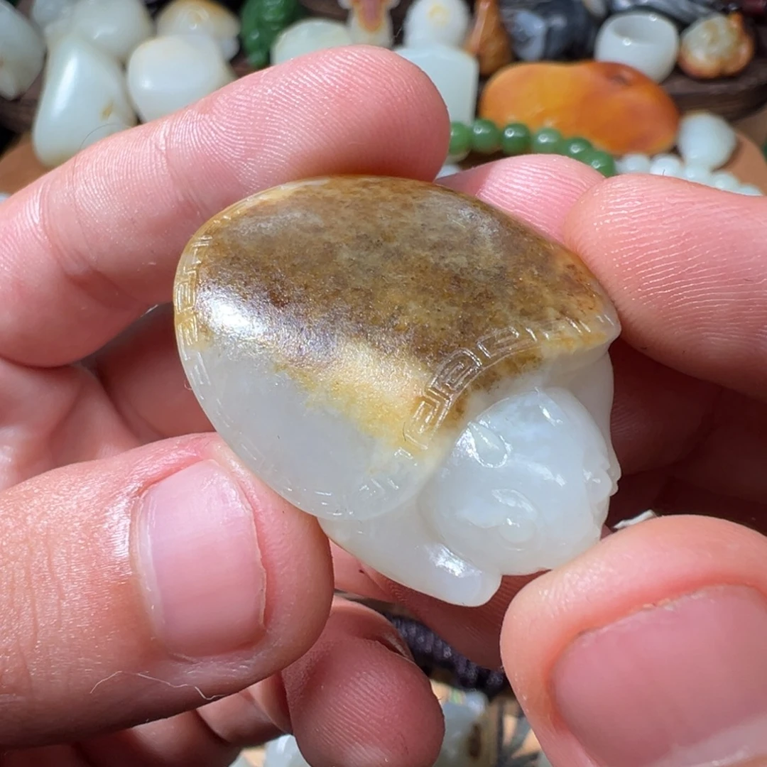 和田玉（子料）未镶嵌挂件