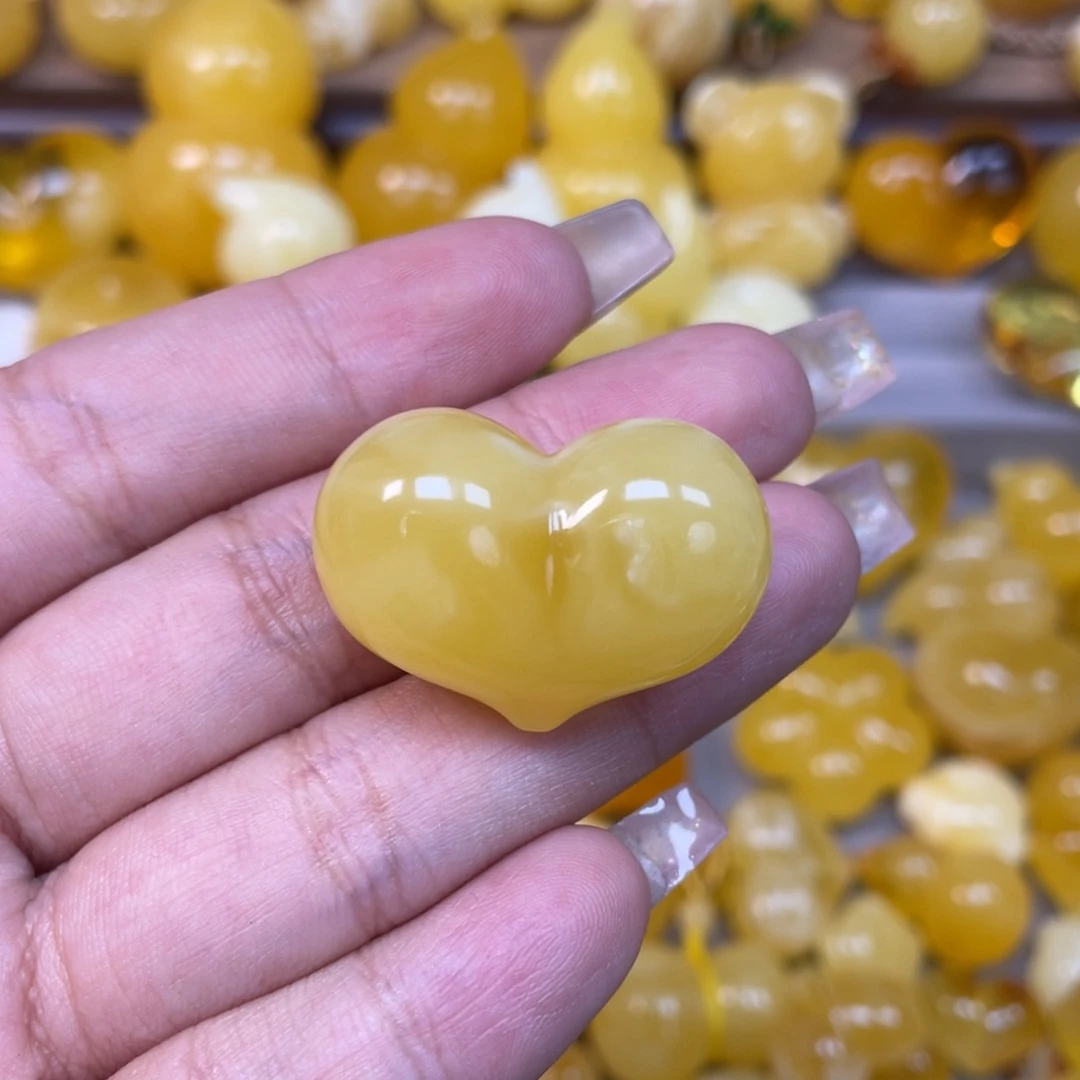 琥珀未镶嵌珠宝奇石