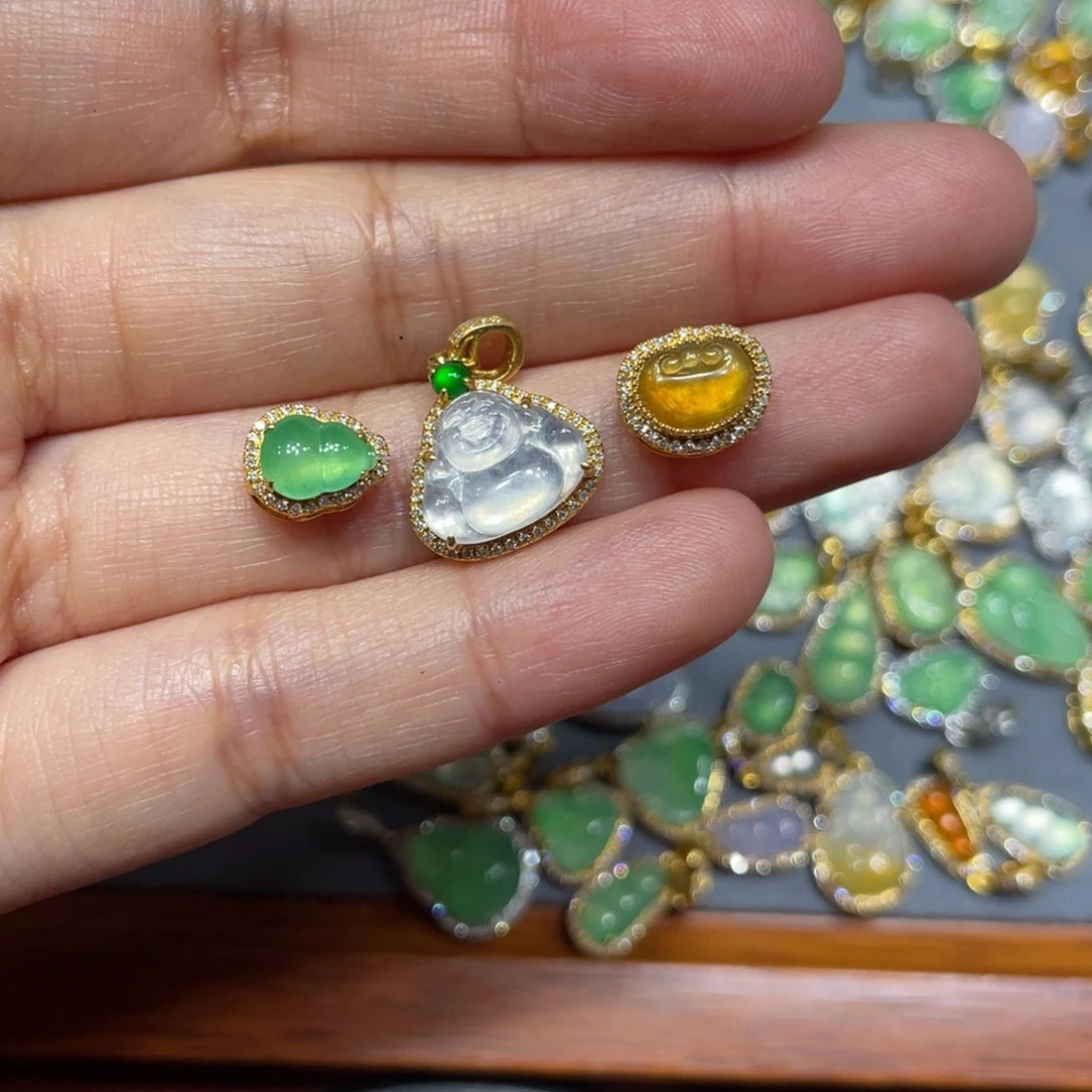 翡翠颈饰18K金镶嵌.*.3件