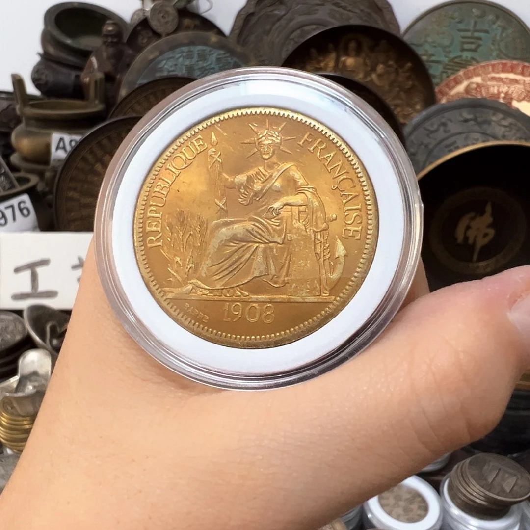 金属复古风格摆件