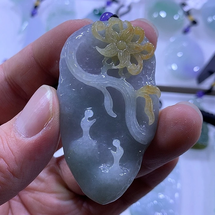 翡翠颈饰未镶嵌天然翡翠A货吊坠