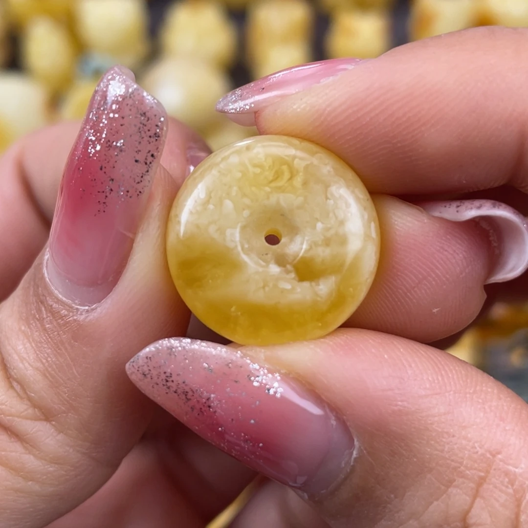 琥珀裸石未镶嵌蜜蜡