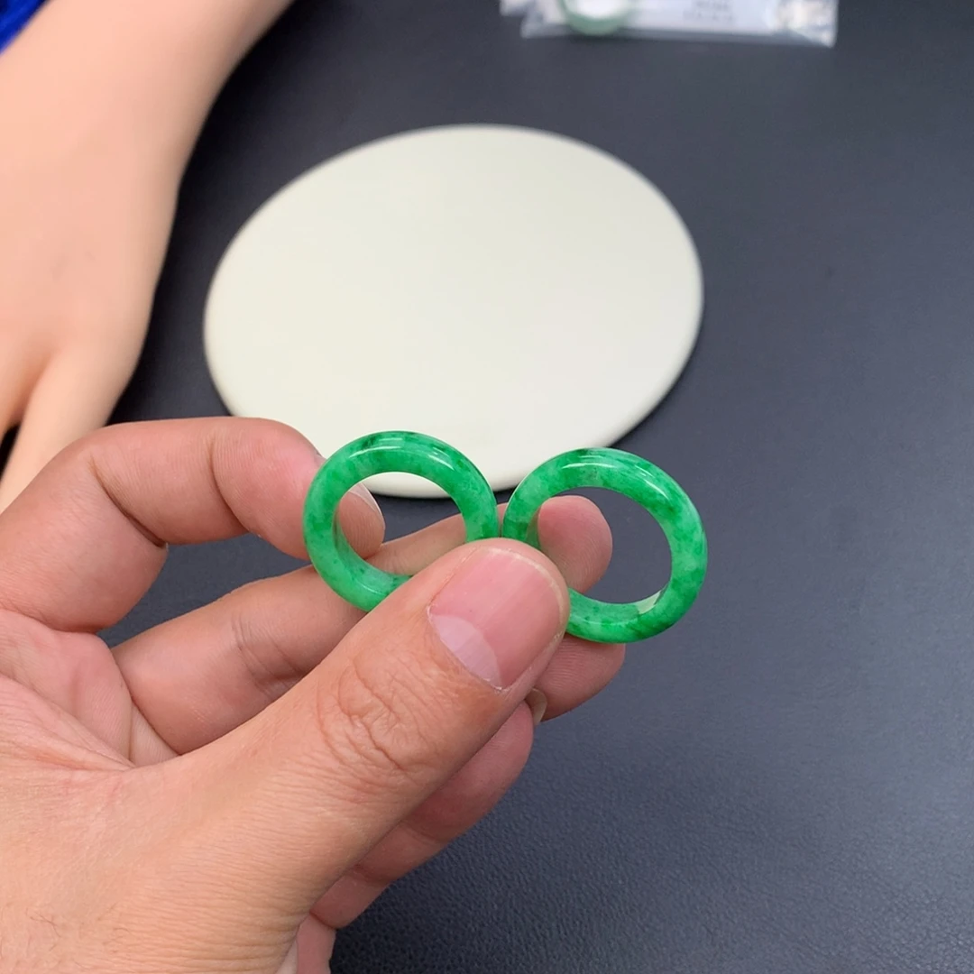 翡翠未镶嵌颈饰48小时鉴赏期退货不扣服务费