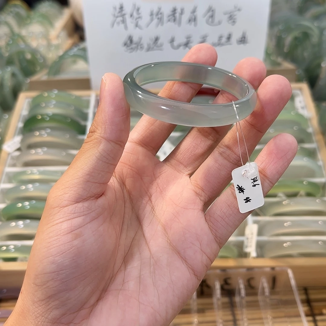 玛瑙/玉髓未镶嵌手镯圈口54.6