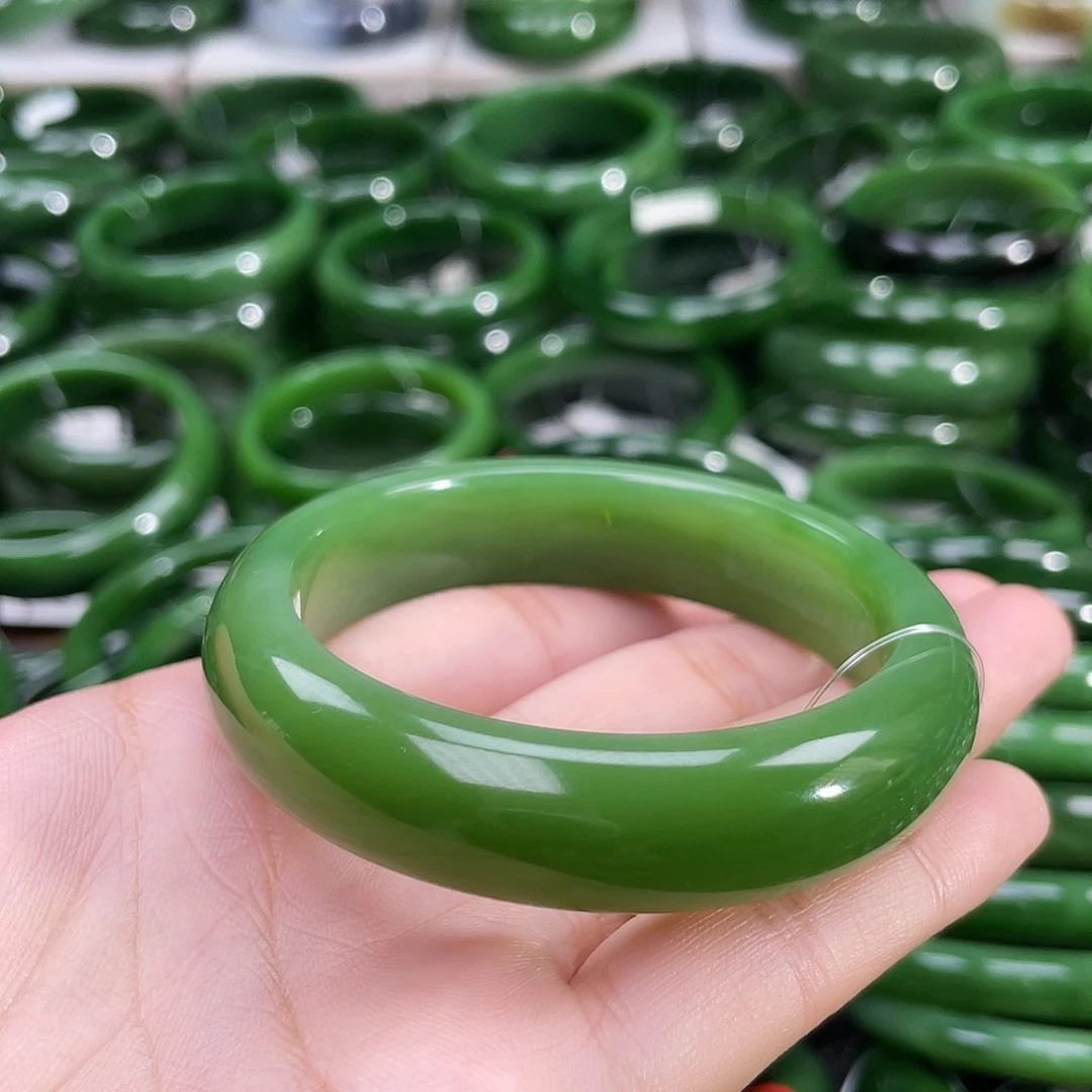 未镶嵌手镯和田玉（碧玉）