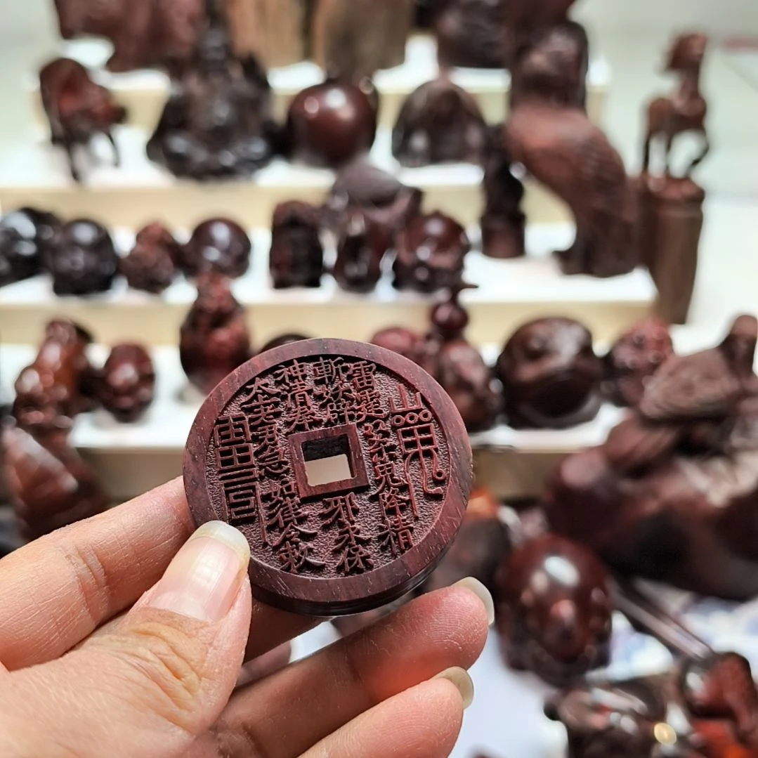 檀香紫檀（小叶紫檀）忄*