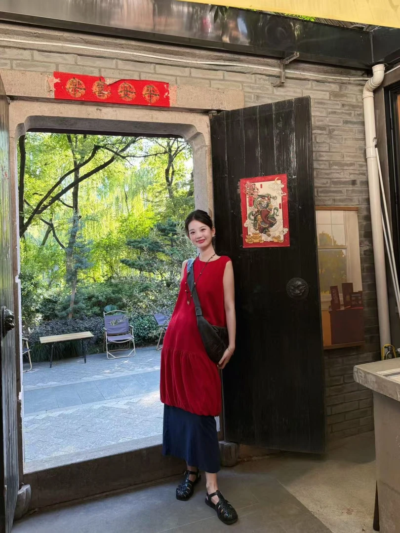 法式气质红色圆领无袖背心连衣裙女显白超好看中长裙百搭半身裙