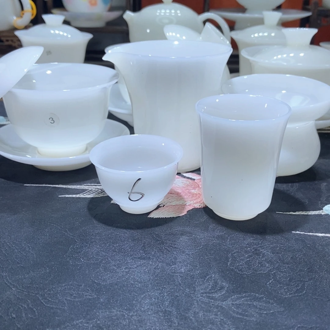 我想去吃烤鸡烤鸡翅吃火锅了哈哈啊