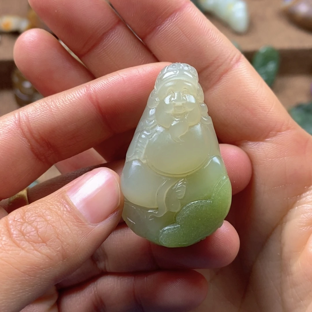 未镶嵌和田玉挂件