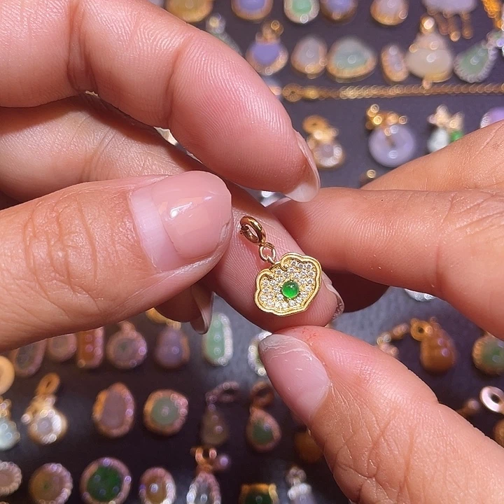 翡翠银S925镶嵌颈饰