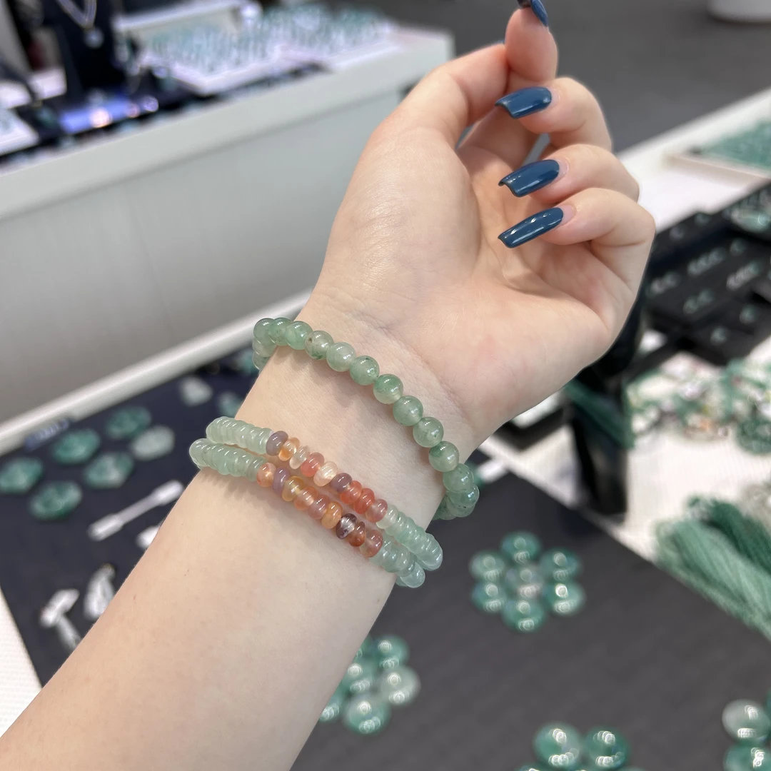 纯天然石英质玉非洲翠阳绿飘花手串手链豪华精美绿色时尚冰绿