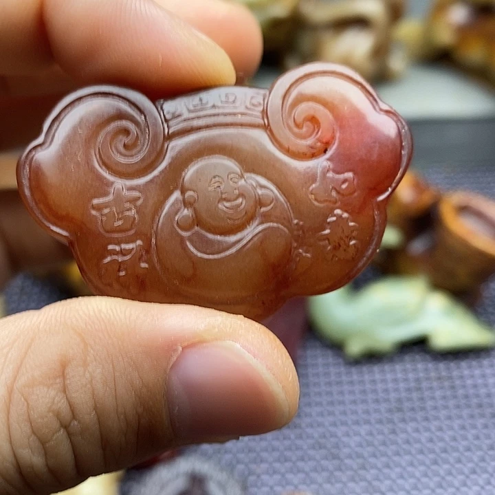 未镶嵌蛇纹石玉颈饰