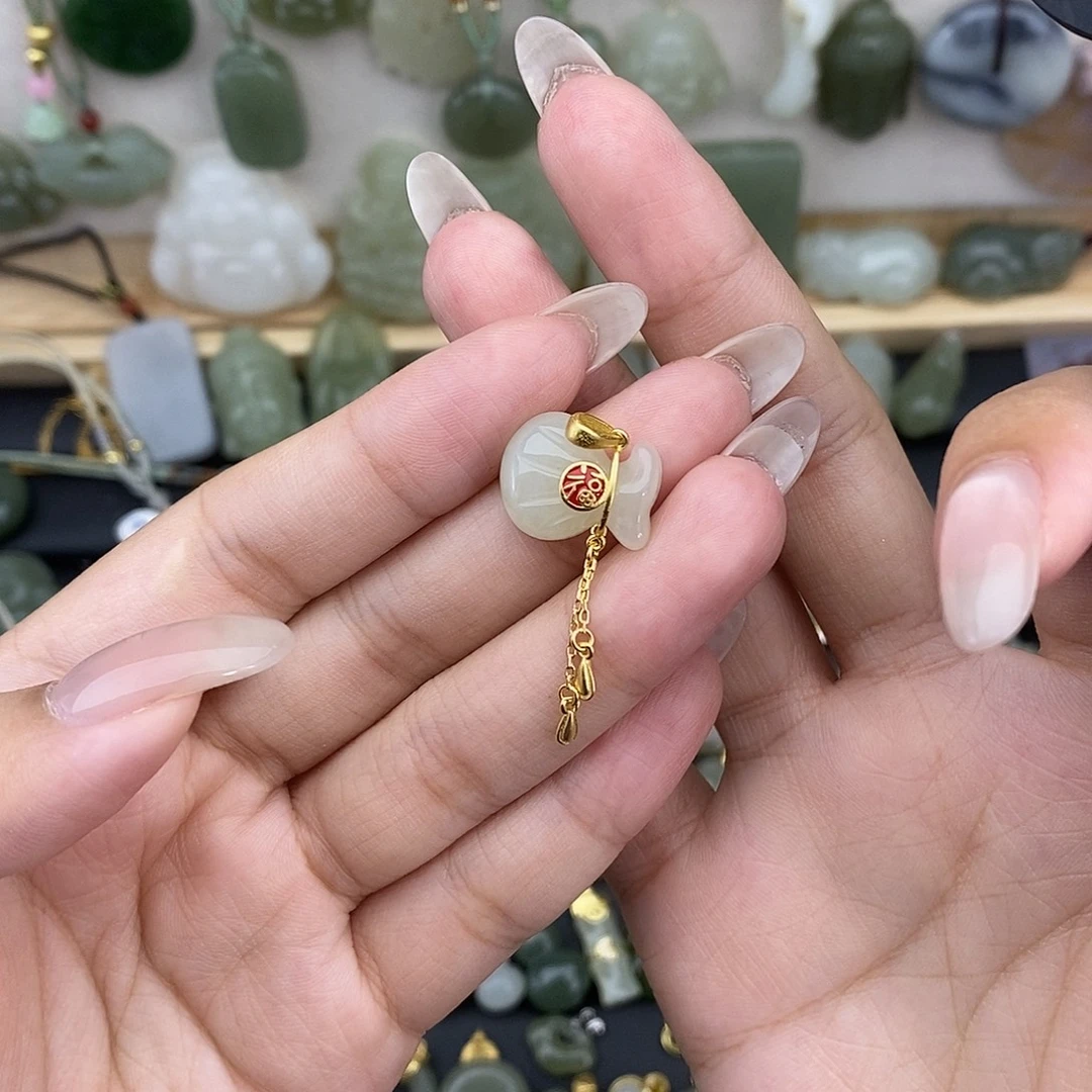 吊坠(不含链)银S925镶嵌和田玉