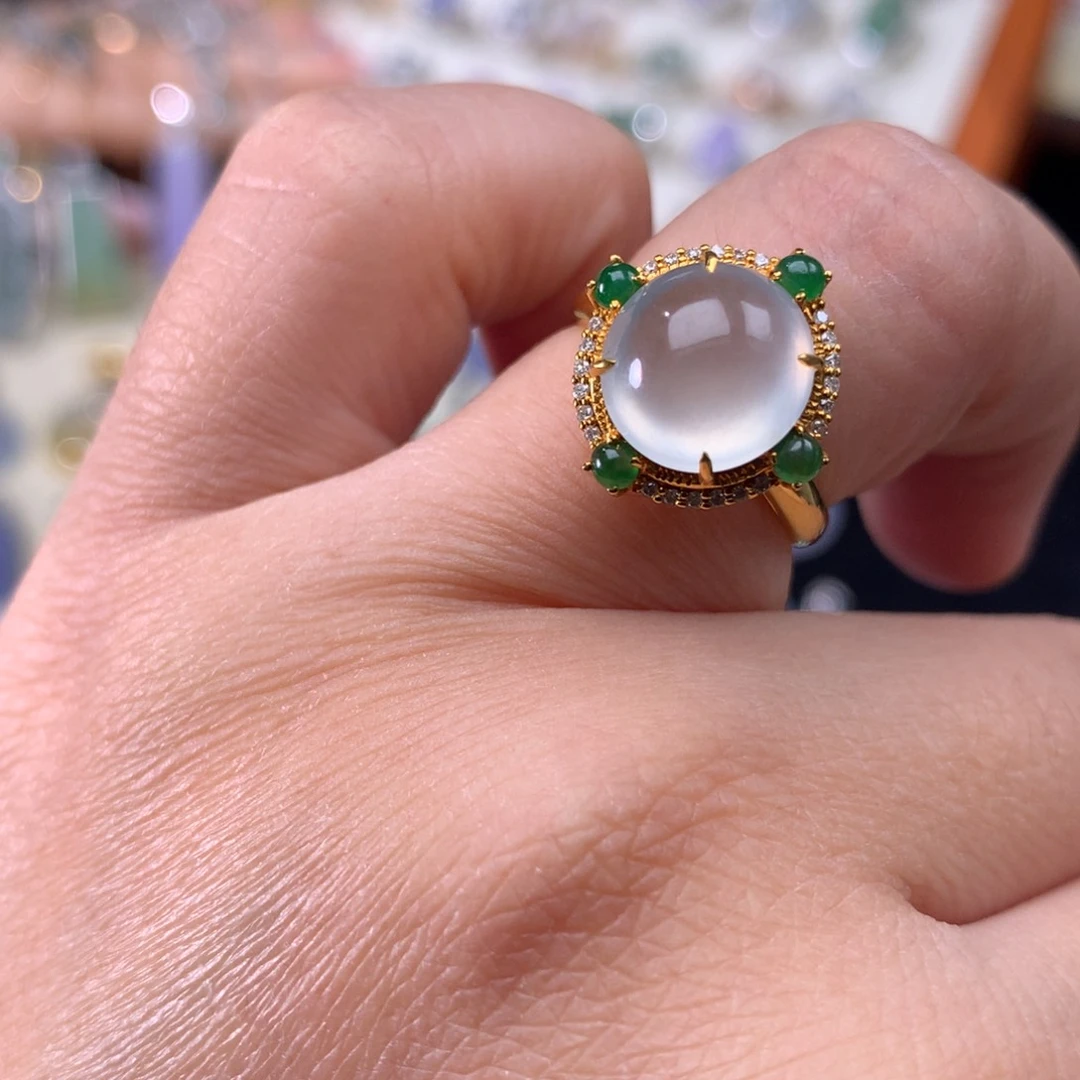 吊坠(不含链)18K金镶嵌翡翠蛋面两用款